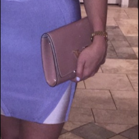 Louis Vuitton Patent Clutch - Picture 4 of 4